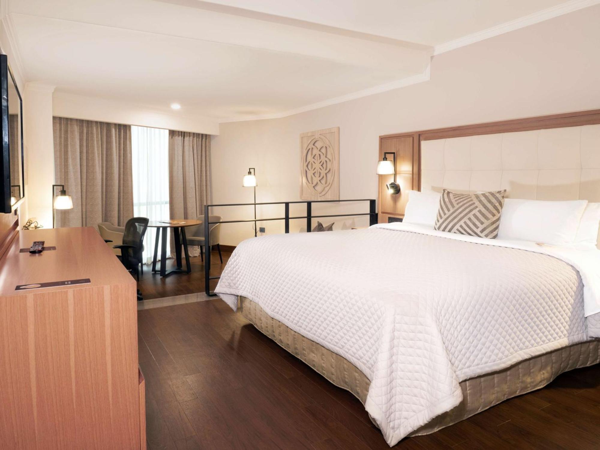Ms Milenium Monterrey Curio Collection By Hilton Hotel San Pedro Garza Garcia Bagian luar foto
